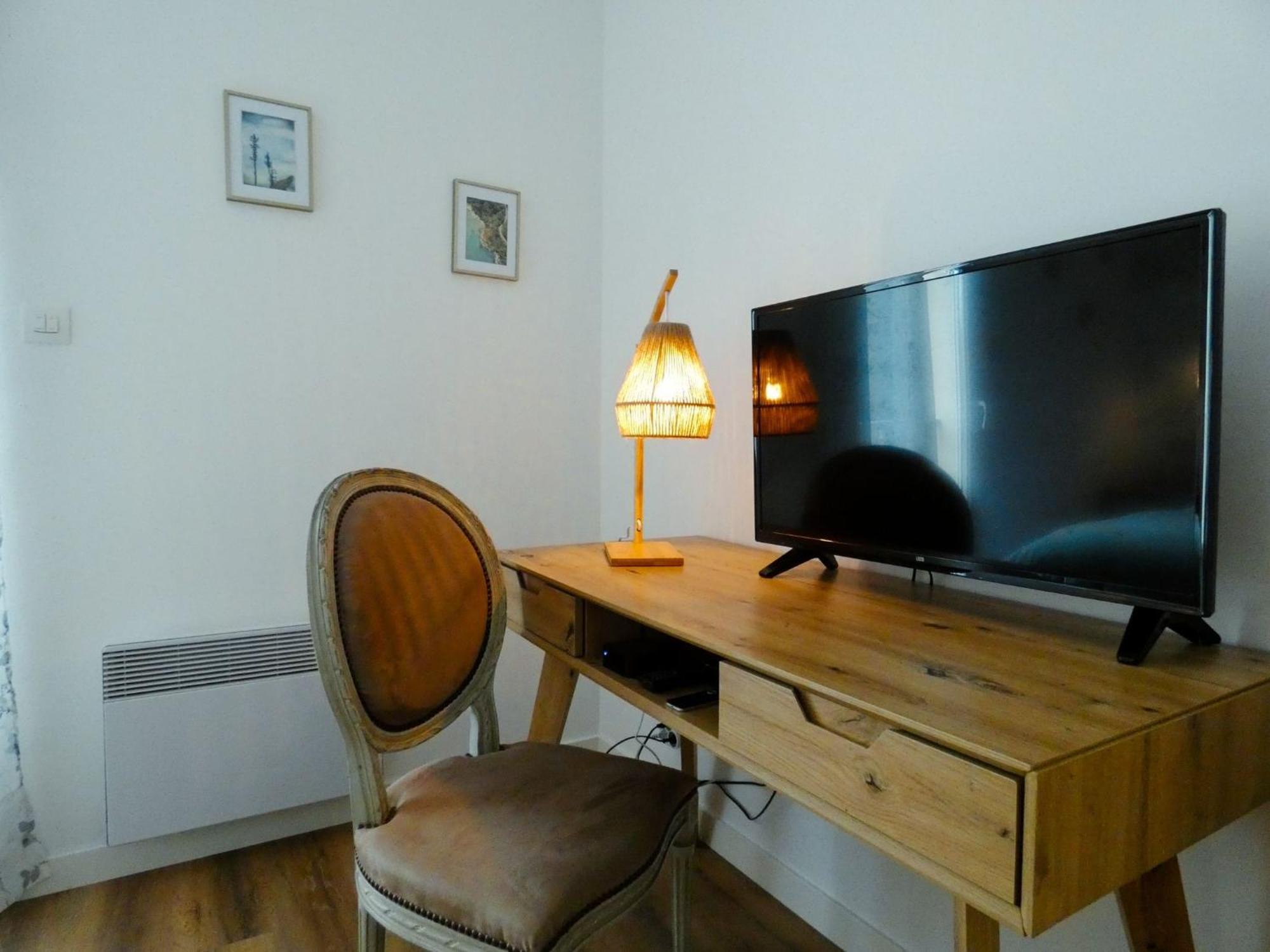 Chambre D'Hote L'Oree Des Buis Vouillé Extérieur photo